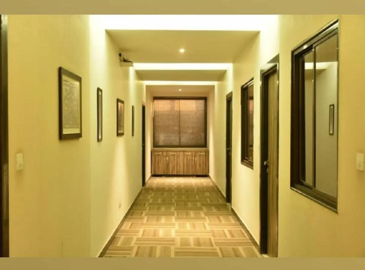 ***  Ash Luxury Hotel With View Of Taj Mahal Agra  India
